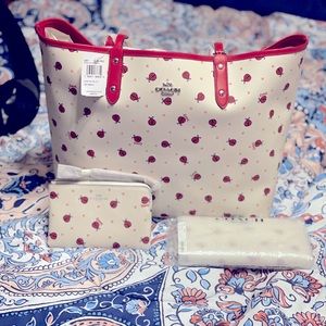 NWT Coach Ladybug Tote with wallet & wristlet